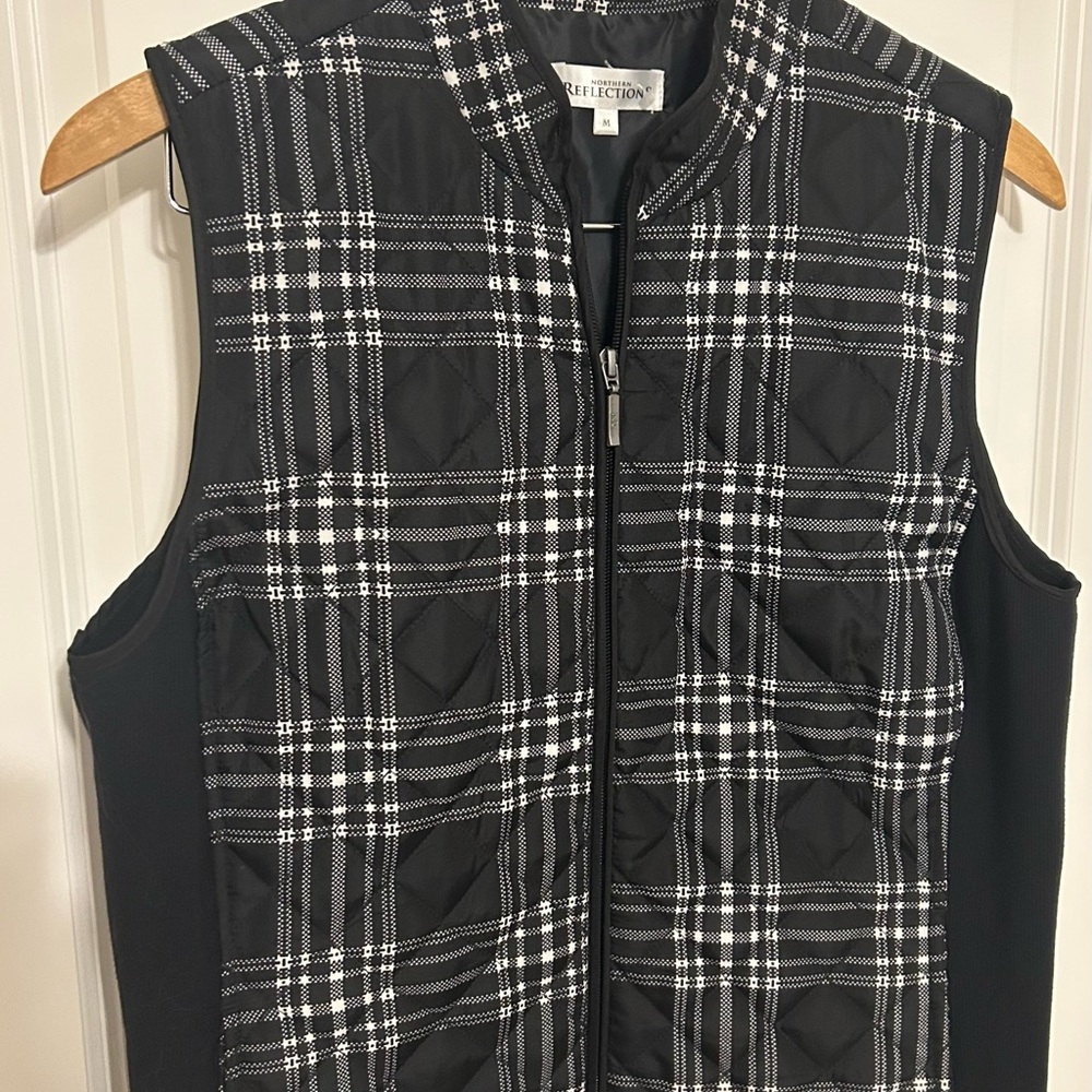 Northern Reflections Black and White Plaid Women's Vest
